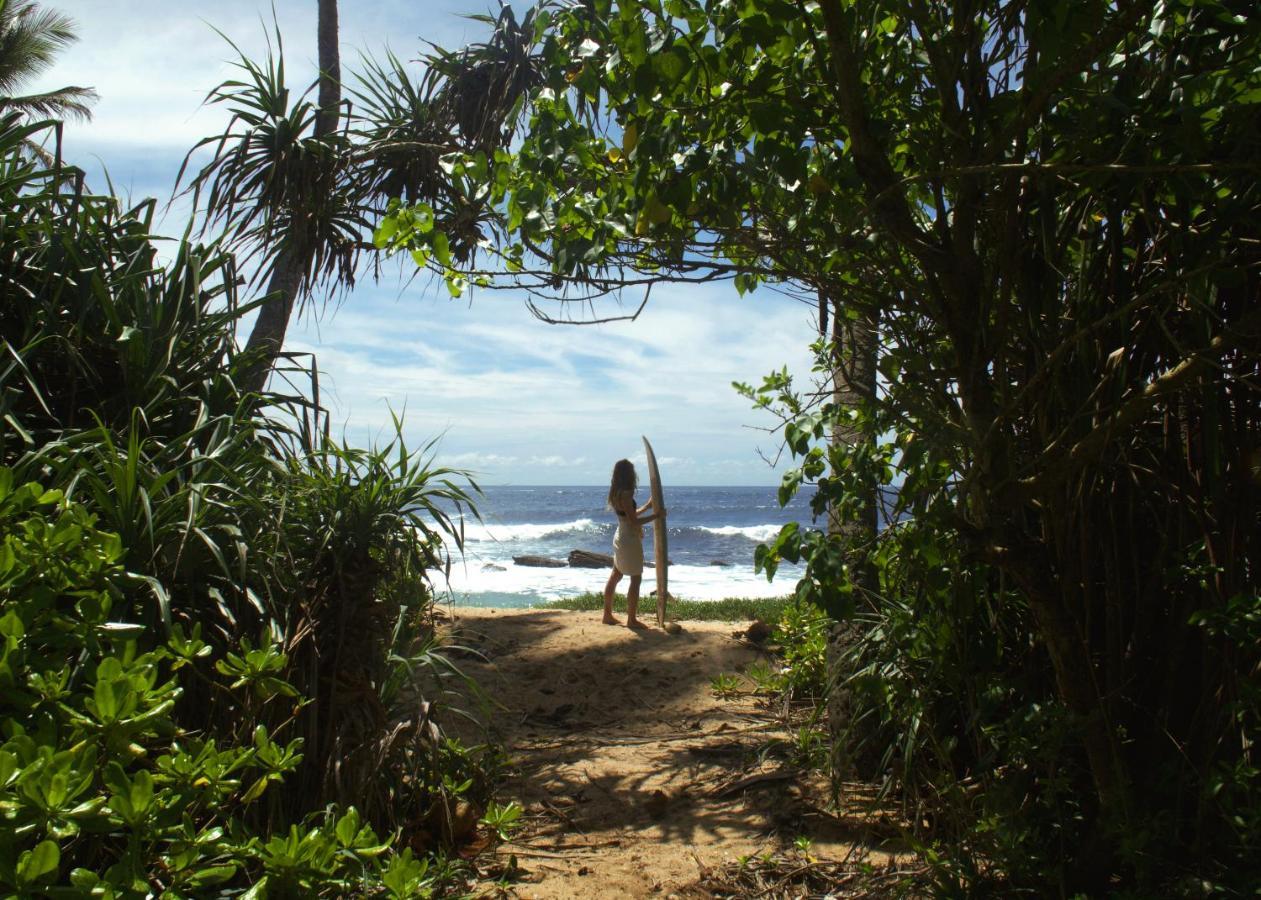 Into The Blue - Yoga Included & Walk To 3 Beaches Tangalle Exteriér fotografie